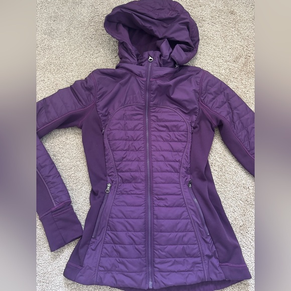 Lululemon Down For It All Jacket 4 - Picture 2 of 4